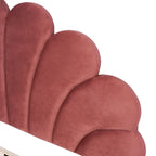 Lit plateforme capitonné en velours, forme coquillage
