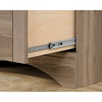 Bureau d'ordinateur avec huche